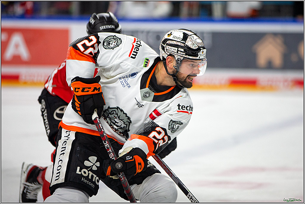 PENNY DEL; Koelner Haie- Loewen Frankfurt; Koeln, 01.12.2022